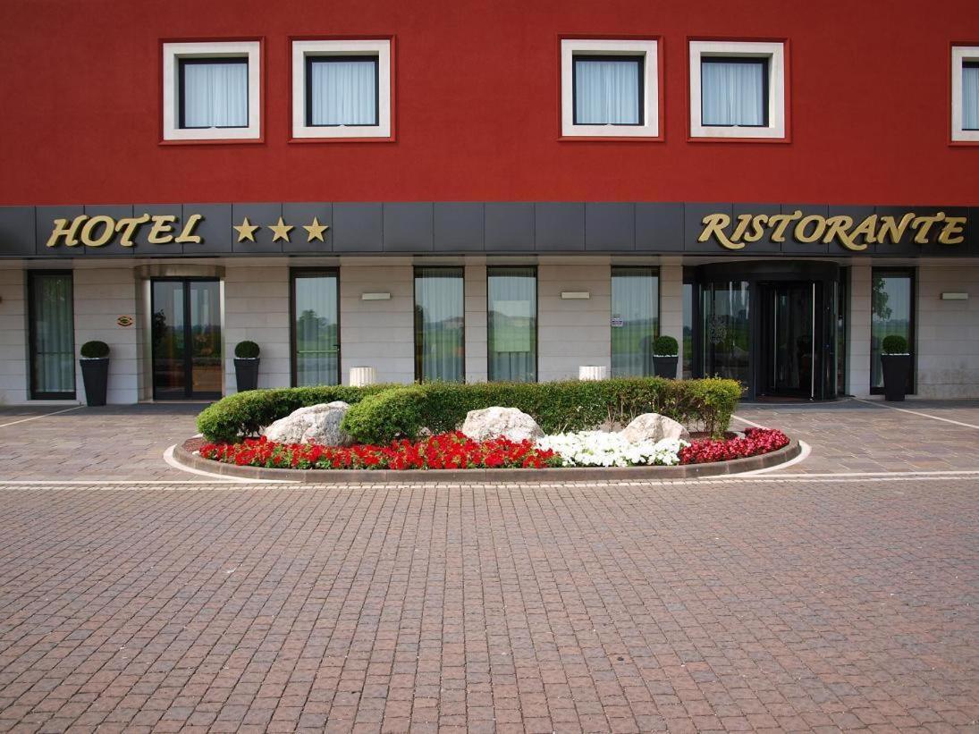 Hotel Ristorante Giada Grumolo delle Abbadesse ภายนอก รูปภาพ
