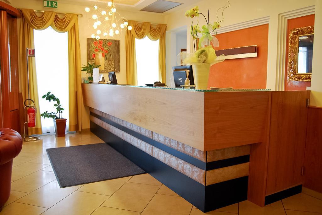 Hotel Ristorante Giada Grumolo delle Abbadesse ภายนอก รูปภาพ